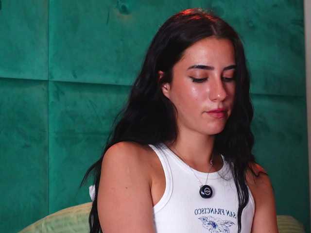 AmeliaJune live webcam show