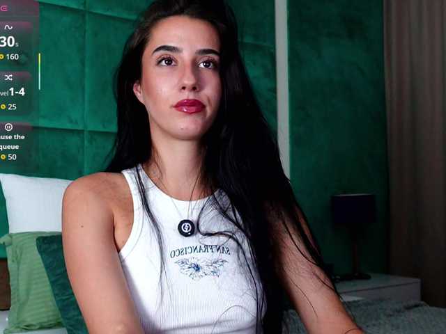 AmeliaJune live cam on BongaCams