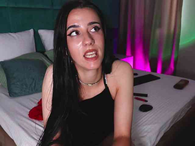 AmeliaJune webcam