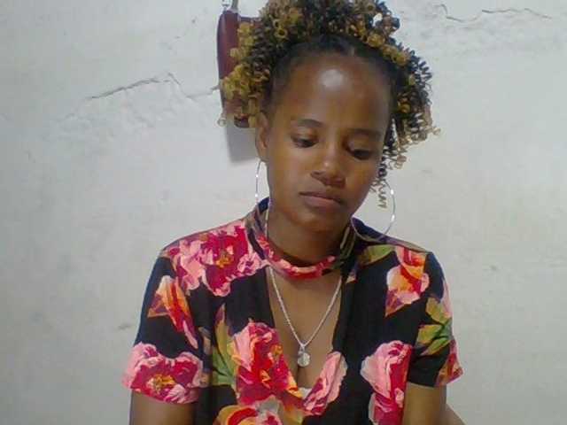 Marceliahh live cam on BongaCams