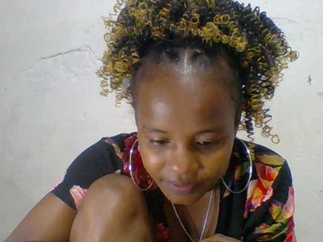 Marceliahh live cam on BongaCams