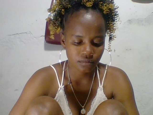 Marceliahh live cam on BongaCams