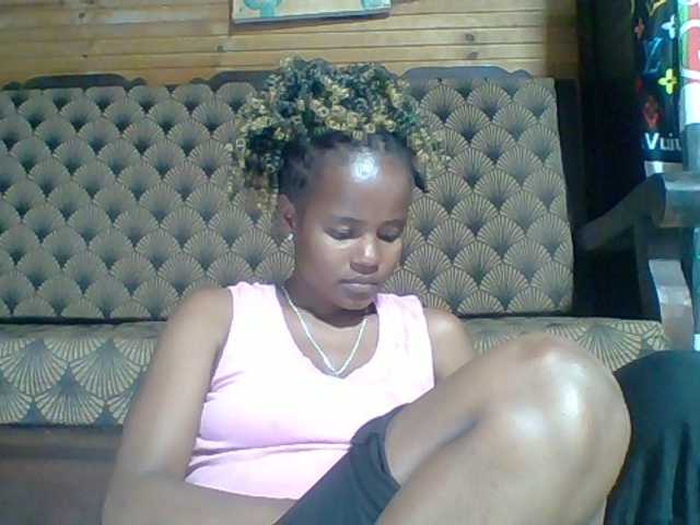 Marceliahh live cam on BongaCams