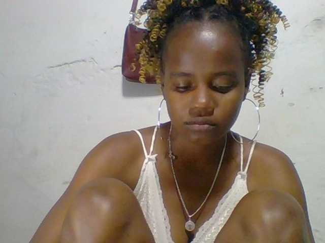 Marceliahh live cam on BongaCams