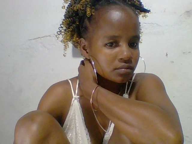 Marceliahh live cam on BongaCams