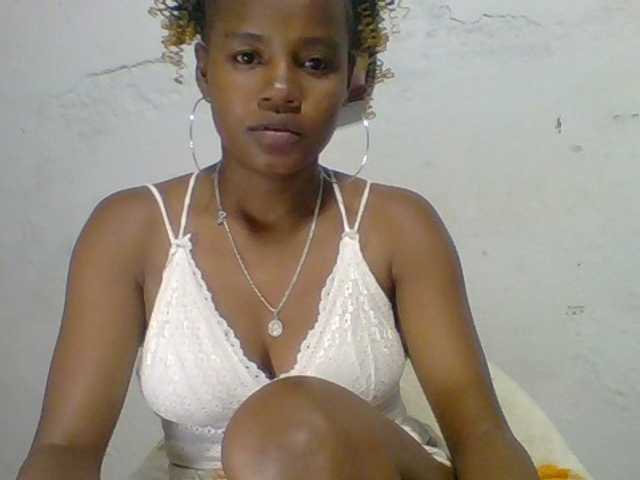 Marceliahh live cam on BongaCams