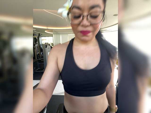 PadThai live cam on BongaCams