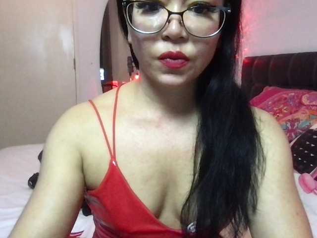 PadThai live cam on BongaCams