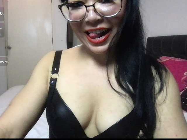 PadThai live cam on BongaCams