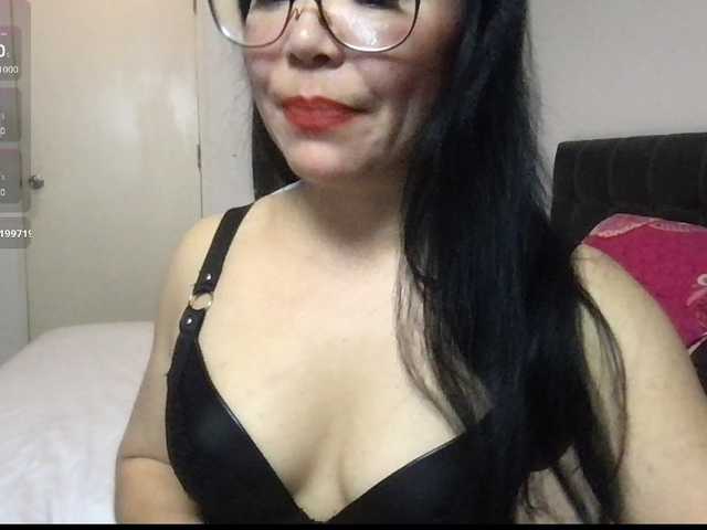 PadThai live cam on BongaCams