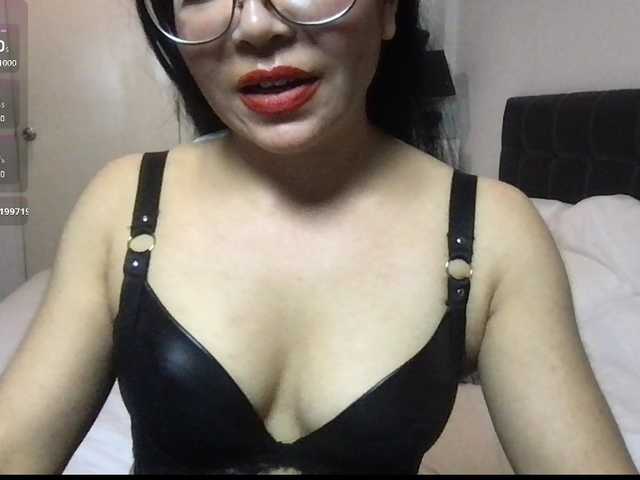 PadThai live cam on BongaCams