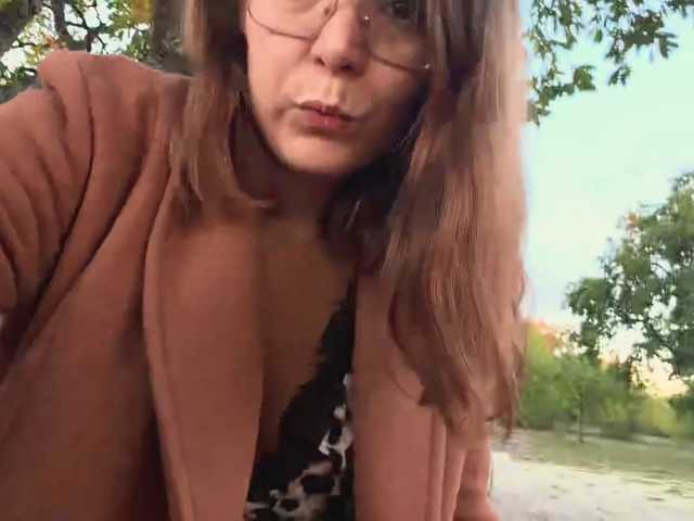 Emy-Lana live cam on BongaCams