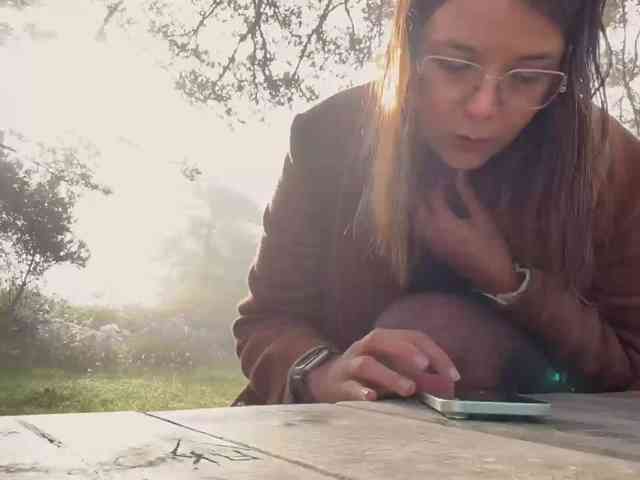 Modèle: Emy-Lana
