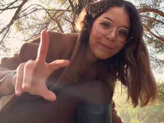 Modèle: Emy-Lana