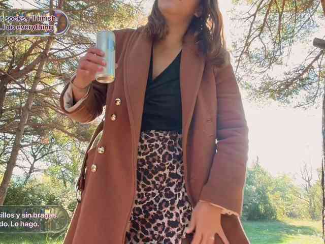 Modèle: Emy-Lana