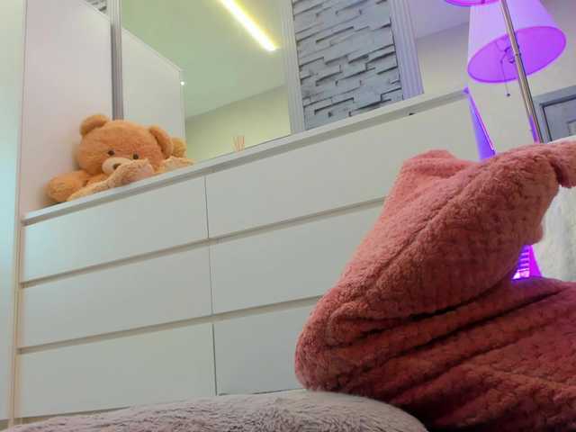 Reina-Cummings live cam on BongaCams