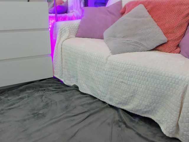 Reina-Cummings live cam on BongaCams