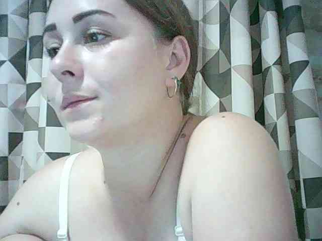 77Milana77 webcam