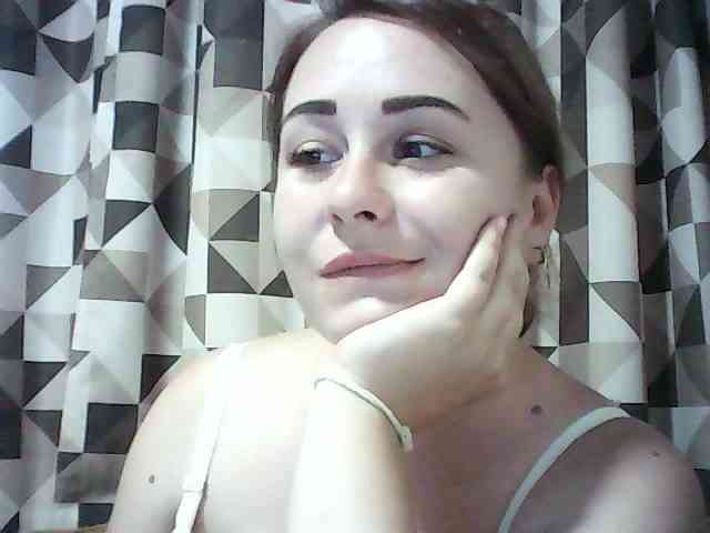 77Milana77 webcam