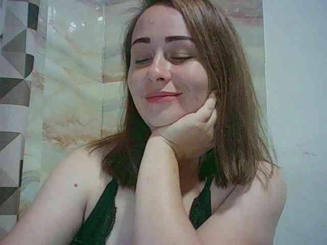 77Milana77 webcam