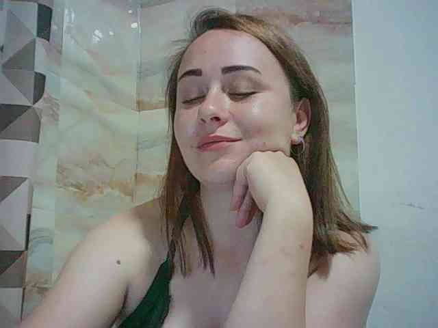 77Milana77 webcam