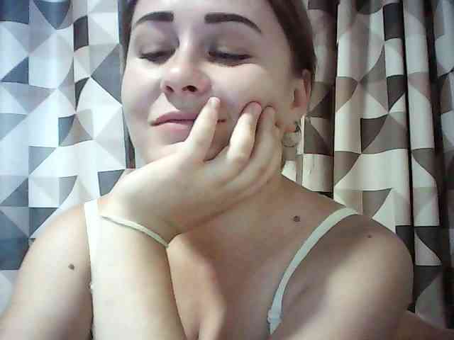 77Milana77 webcam