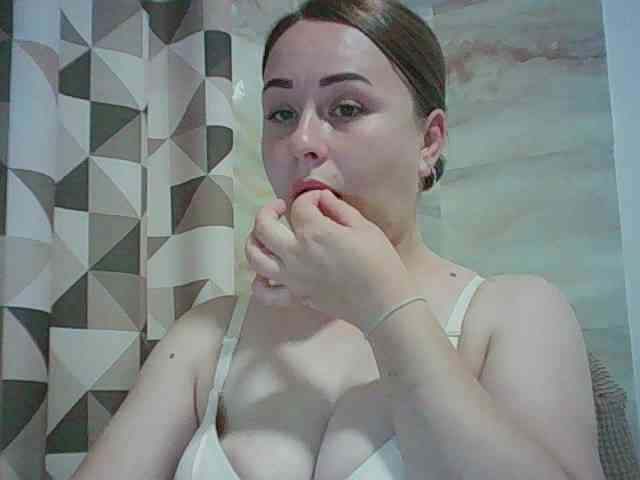 77Milana77 webcam