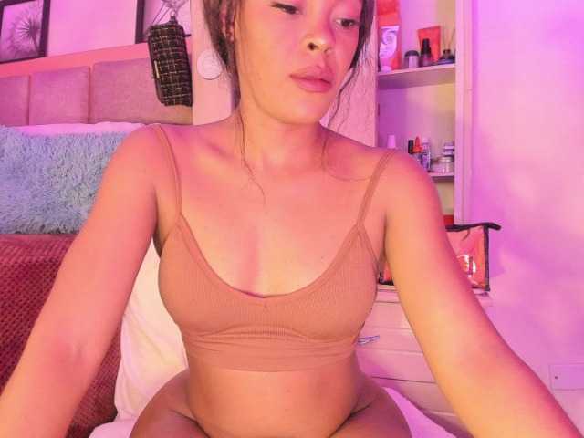 laylacarteer live cam on BongaCams