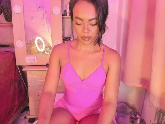 laylacarteer live cam on BongaCams