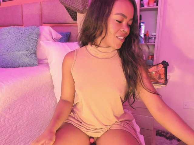 laylacarteer live cam on BongaCams