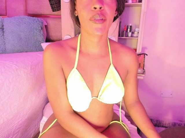 laylacarteer live cam on BongaCams