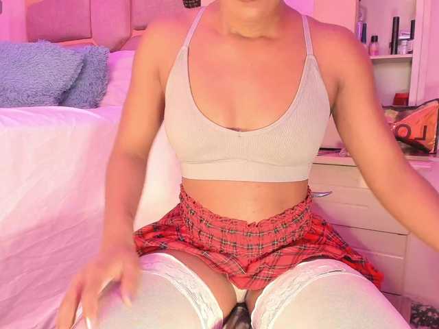laylacarteer live cam on BongaCams