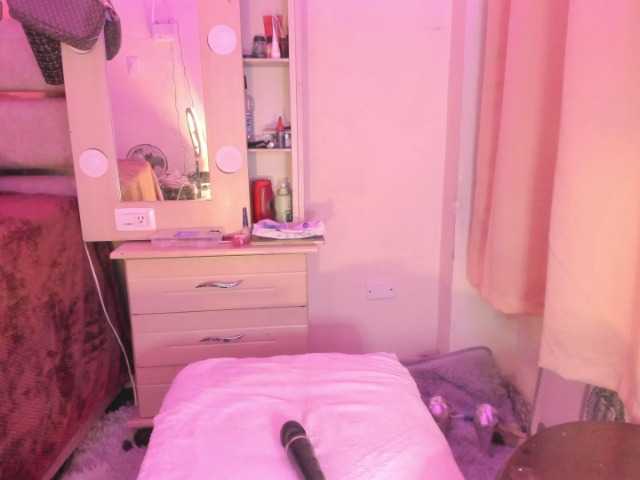 laylacarteer live cam on BongaCams