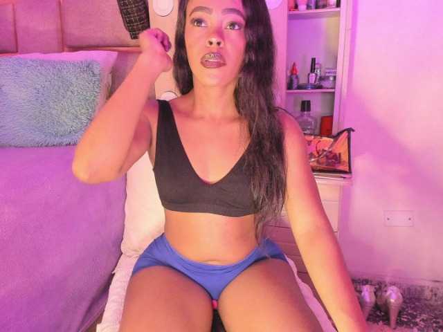 laylacarteer live cam on BongaCams