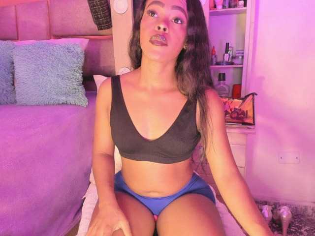 laylacarteer live cam on BongaCams