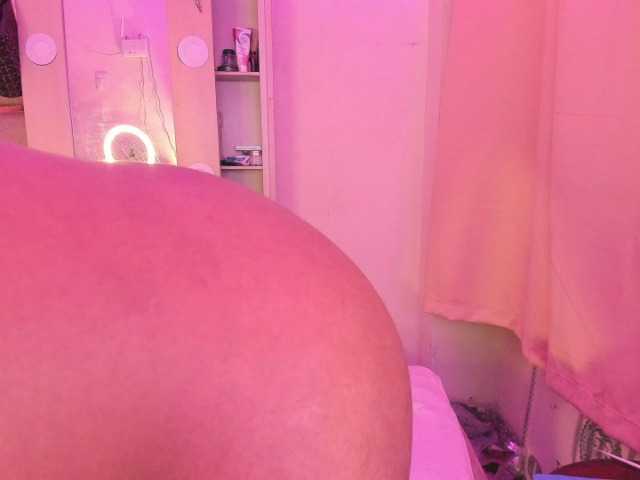 laylacarteer live cam on BongaCams