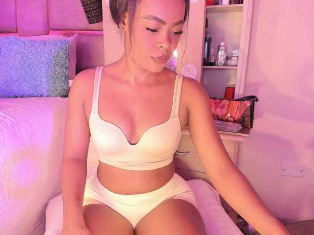 Laylacarteer live cam preview