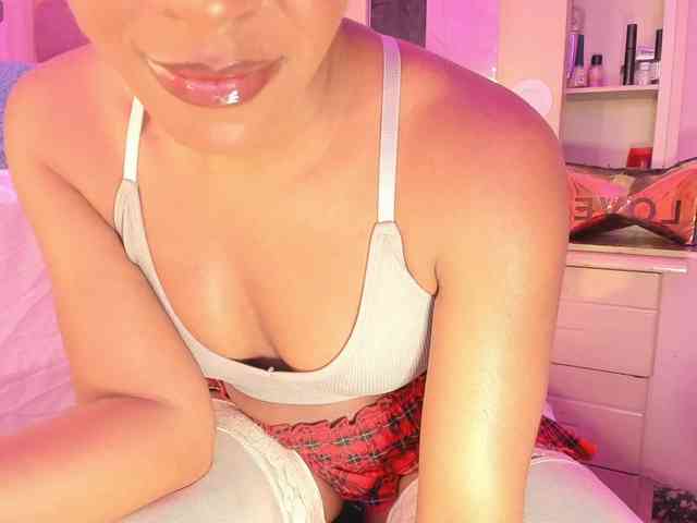 laylacarteer webcam