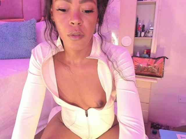 laylacarteer webcam