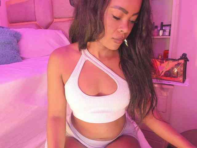 laylacarteer webcam