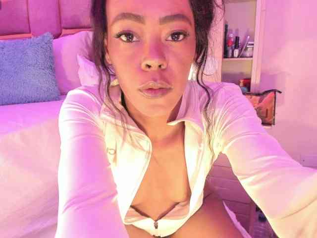 laylacarteer webcam