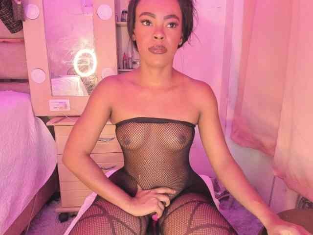 laylacarteer webcam