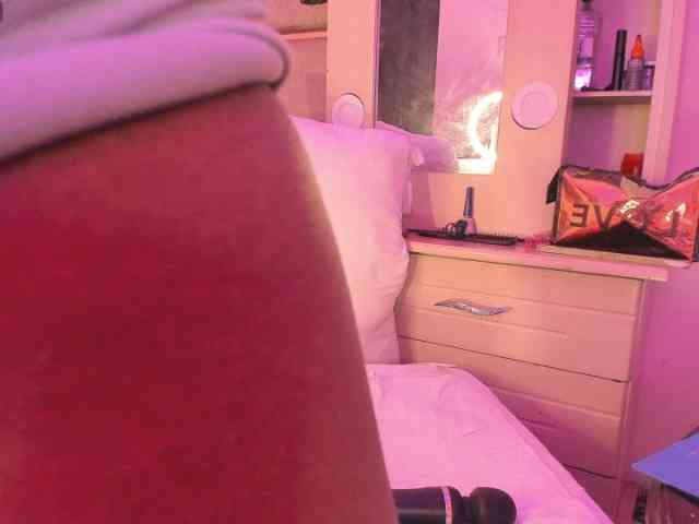 laylacarteer webcam