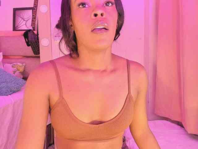 laylacarteer webcam