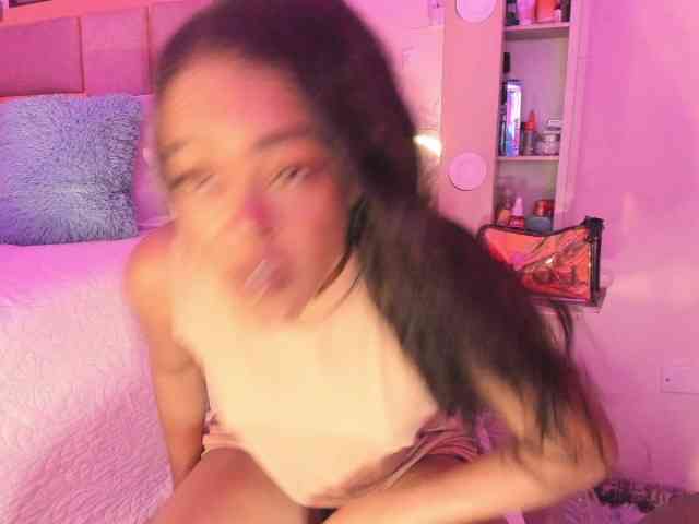 laylacarteer webcam