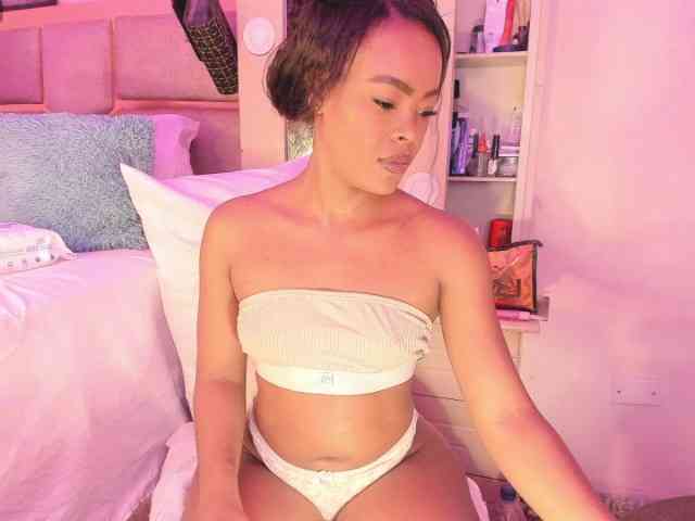 laylacarteer webcam