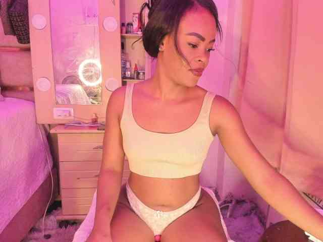 laylacarteer webcam