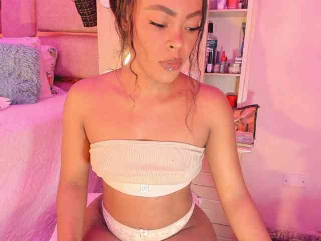 laylacarteer webcam