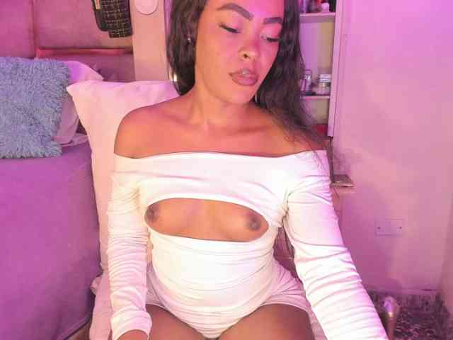 laylacarteer webcam