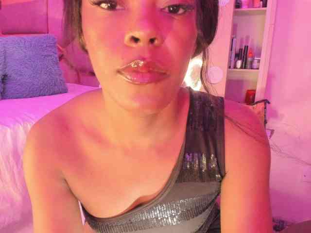 laylacarteer webcam